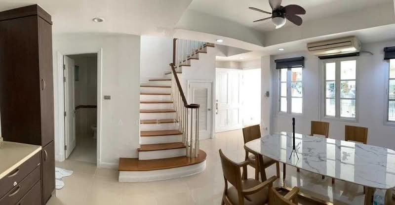 Plus City Park Sukhumvit 101/1, Bangkok, 6 Soi Wachiratham Sathit 31, Bang Chak, Phra Khanong, Bangkok, 3 Bedrooms, 240 sqm, Townhouse For Rent, by Agent Pla, 500279808 - DDproperty.com