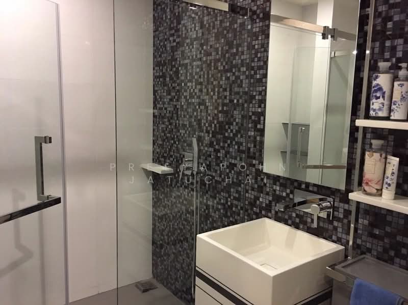 The Room Sathorn, Bangkok, 78 Pan Road, Silom, Bang Rak, Bangkok, 1 Bedroom, 47 sqm, Condo For Sale, by Preeyapohn Jatuchai, 500279821 - DDproperty.com