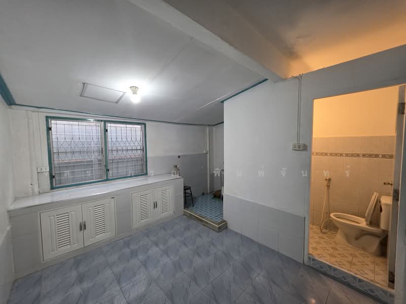 Sukhumvit101, Bangkok, Bang Chak, Phra Khanong, Bangkok, 2 Bedrooms, 140 sqm, Townhouse For Rent, by จิตราภรณ์ พิมพ์จันทร์, 500279836 - DDproperty.com