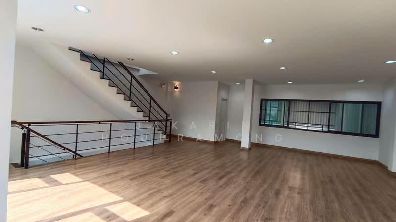 ให้เช่าโกดัง บางใหญ่ นนทบุรี 350 ตรม พร้อมออฟฟิศ 3 ชั้น, Nonthaburi, Bang Muang, Bang Yai, Nonthaburi, , 350 sqm, Warehouse/Factory For Rent, by Jakarin Houpramong, 500279859 - DDproperty.com