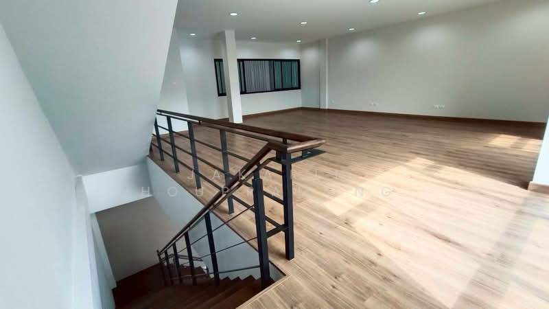 ให้เช่าโกดัง บางใหญ่ นนทบุรี 350 ตรม พร้อมออฟฟิศ 3 ชั้น, Nonthaburi, Bang Muang, Bang Yai, Nonthaburi, , 350 sqm, Warehouse/Factory For Rent, by Jakarin Houpramong, 500279859 - DDproperty.com