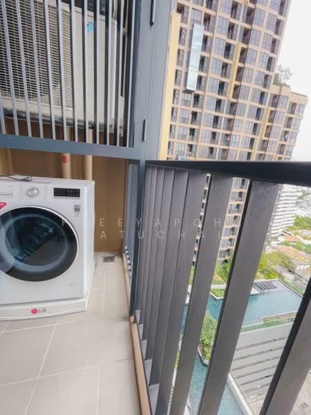 Oka Haus Sukhumvit 36, Bangkok, 3399 Rama 4 Road, Khong Tan, Khlong Toei, Bangkok, 1 Bedroom, 35 sqm, Condo For Sale, by Preeyapohn Jatuchai, 500279876 - DDproperty.com