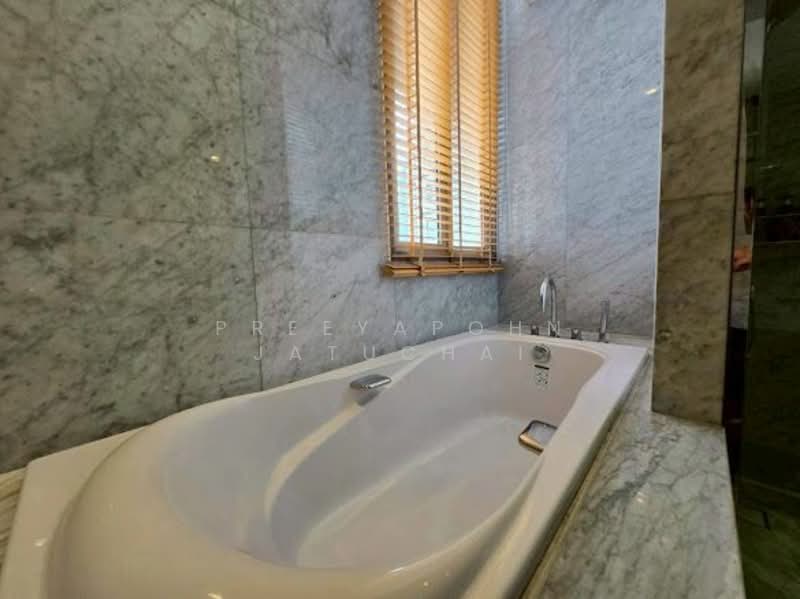 749 Residence, Bangkok, 56-1 Soi Sukhumvit 49/1, Khlong Tan Nua, Watthana, Bangkok, 4 Bedrooms, 680 sqm, Townhouse For Sale, by Preeyapohn Jatuchai, 500279879 - DDproperty.com