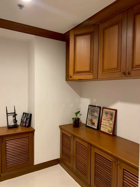 G.P. Grande Tower, Bangkok, 55 Sukhumvit 23, Khlongtoei Nua, Watthana, Bangkok, 3 Bedrooms, 260 sqm, Apartment For Rent, by Withada Jaiarree, 500279900 - DDproperty.com