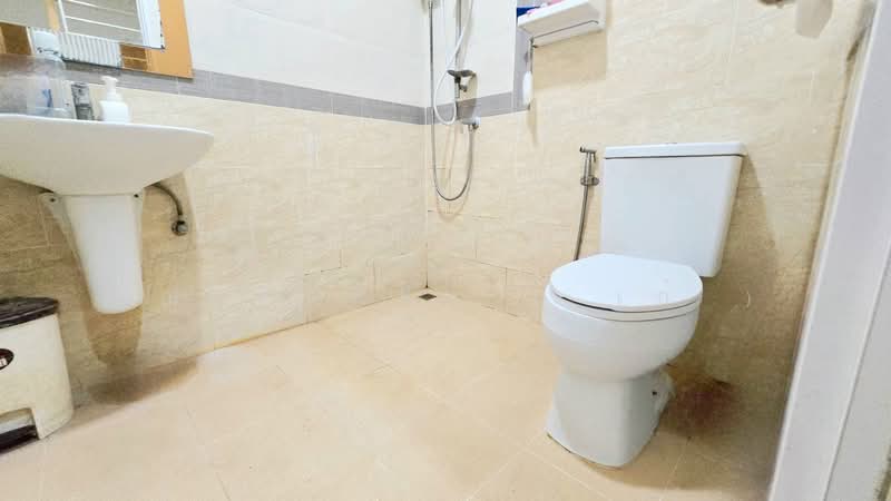 Golden Town Tiwanon-Chaengwattana, Pathum Thani, Khlong Prapa Canal Road, Ban Mai, Muang Pathum Thani, Pathum Thani, 3 Bedrooms, 110 sqm, Townhouse For Sale, by คุณ ศันสนีย์ ( เก๋ ), 500279909 - DDproperty.com