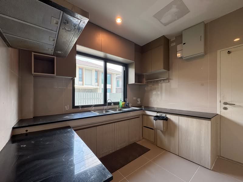 Saransiri Srivaree, Samut Prakan, 343 Rural Road, Srisa Chorakhe Noi, Bang Sao Thong, Samut Prakan, 4 Bedrooms, 240 sqm, Single Detached House For Rent, by ปุณณัฐฐา ปรีวัตนโรจน์, 500279926 - DDproperty.com