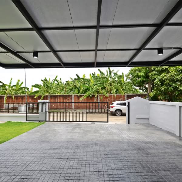 เสรีเพลส พุทธมณฑลสาย4, Nakhon Pathom, Krathum Lom, Sam Phran, Nakhon Pathom, 5 Bedrooms, 300 sqm, Single Detached House For Sale, by AJHOMECENTER - คุณหยก, 500279973 - DDproperty.com