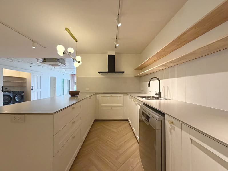 Las Colinas, Bangkok, Sukhumvit 21 Road, Khlongtoei Nua, Watthana, Bangkok, 4 Bedrooms, 200 sqm, Condo For Rent, by Property Fit, 500279995 - DDproperty.com