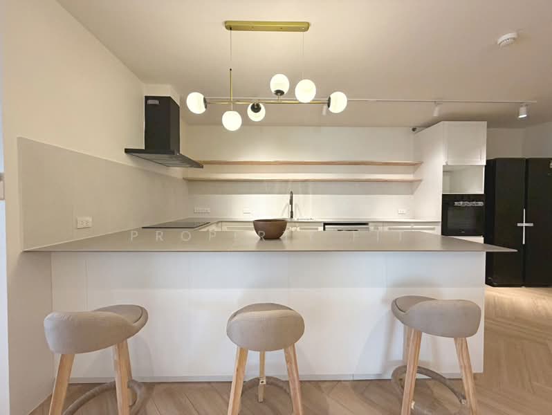 Las Colinas, Bangkok, Sukhumvit 21 Road, Khlongtoei Nua, Watthana, Bangkok, 4 Bedrooms, 200 sqm, Condo For Rent, by Property Fit, 500279995 - DDproperty.com