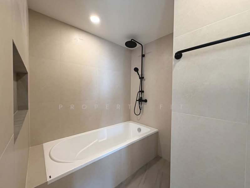 Las Colinas, Bangkok, Sukhumvit 21 Road, Khlongtoei Nua, Watthana, Bangkok, 4 Bedrooms, 200 sqm, Condo For Rent, by Property Fit, 500279995 - DDproperty.com