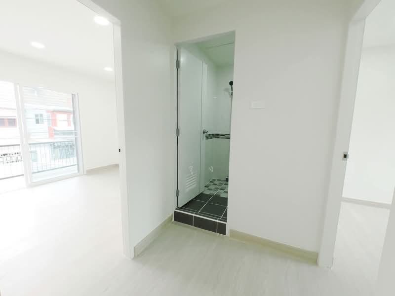 Baan Ammarin Niwet 3 Plan 2, Bangkok, A Phi Nakhon Village, Sai Mai, Sai Mai, Bangkok, 2 Bedrooms, 110 sqm, Townhouse For Sale, by wipa รุ่งธุระ, 500280013 - DDproperty.com