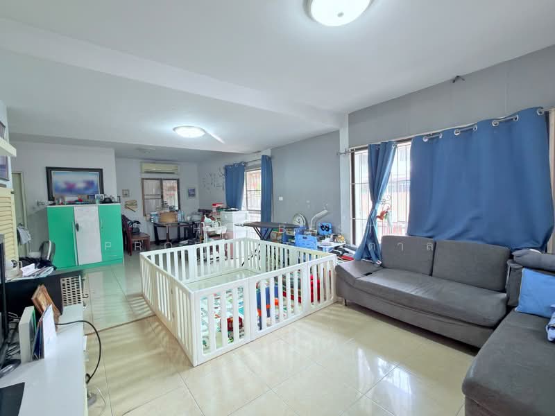 หมู่บ้านแฟมิลี่ทาวน์2 ชลบุรี (Family Town2), Chon Buri (Pattaya), Na Pa, Muang Chon Buri, Chon Buri (Pattaya), 3 Bedrooms, 120 sqm, Semi-Detached House (Twin House) For Sale, by The Best Property ตาล, 500280020 - DDproperty.com