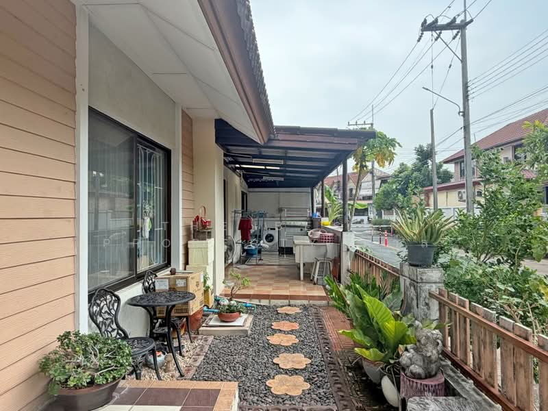 หมู่บ้านแฟมิลี่ทาวน์2 ชลบุรี (Family Town2), Chon Buri (Pattaya), Na Pa, Muang Chon Buri, Chon Buri (Pattaya), 3 Bedrooms, 120 sqm, Semi-Detached House (Twin House) For Sale, by The Best Property ตาล, 500280020 - DDproperty.com