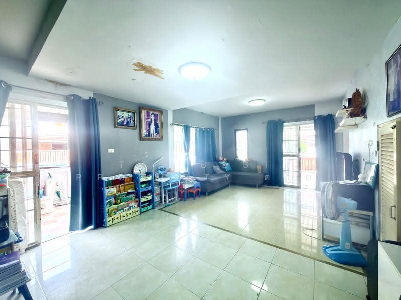 หมู่บ้านแฟมิลี่ทาวน์2 ชลบุรี (Family Town2), Chon Buri (Pattaya), Na Pa, Muang Chon Buri, Chon Buri (Pattaya), 3 Bedrooms, 120 sqm, Semi-Detached House (Twin House) For Sale, by The Best Property ตาล, 500280020 - DDproperty.com