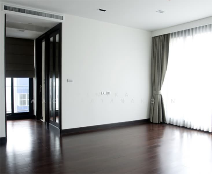 Raveevan Suites, Bangkok, Soi Sukhumvit 31 Yak 2, Khlong Tan Nua, Watthana, Bangkok, 4 Bedrooms, 420 sqm, Apartment For Rent, by Pemika Wachiratanakorn, 500280046 - DDproperty.com
