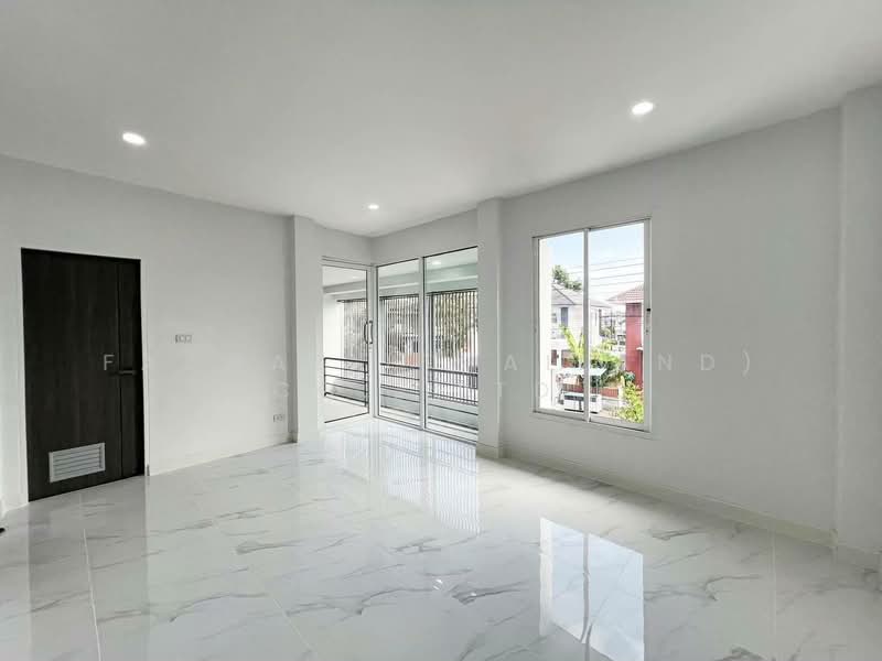 บ้านเดี่ยว 4 ห้องนอน เกาะแก้ว ใกล้ BIS รีโนเวทใหม่ ทำเลดี ภูเก็ต, ภูเก็ต, เกาะแก้ว, เมืองภูเก็ต, ภูเก็ต, 360 ตร.ม., บ้านเดี่ยว ขาย, โดย Fazwaz (Thailand) Co., Ltd., 500280088 - DDproperty.com