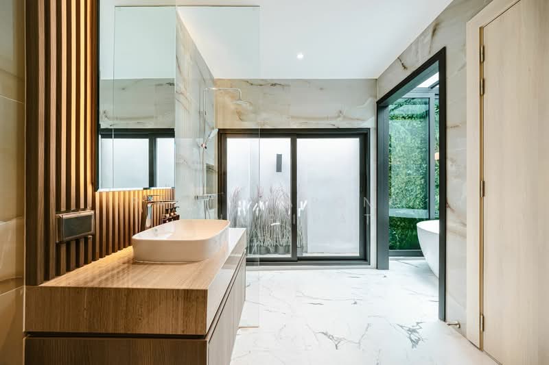 undefined, Chon Buri (Pattaya), Nong Pru, Bang Lamung (Pattaya), Chon Buri (Pattaya), 8 Bedrooms, 660 sqm, Villa For Sale, by Pattanapong Pongpipat, 500280136 - DDproperty.com