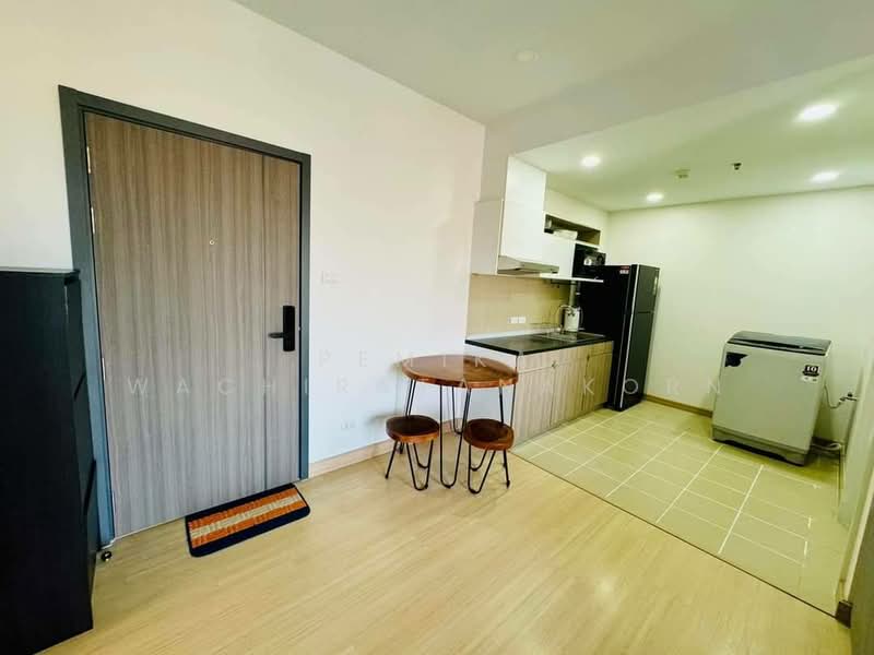 Supalai Loft Prajadhipok-Wongwian Yai, Bangkok, Prajadhipok Road, Somdet Chao Phraya, Khlong San, Bangkok, 2 Bedrooms, 48 sqm, Condo For Rent, by Pemika Wachiratanakorn, 500280143 - DDproperty.com
