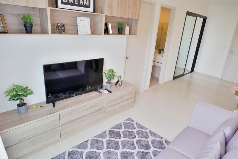 Life Asoke, Bangkok, Asoke-Dindang Road, Bang Kapi, Huai Khwang, Bangkok, 2 Bedrooms, 53 sqm, Condo For Rent, by Pemika Wachiratanakorn, 500280145 - DDproperty.com
