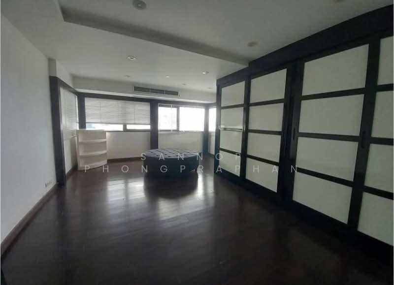 Sathorn Gardens, Bangkok, 39 South Sathorn Road, Thung Maha Mek, Sathon, Bangkok, 3 Bedrooms, 230 sqm, Condo For Sale, by Sannop Phongpraphan, 500280162 - DDproperty.com