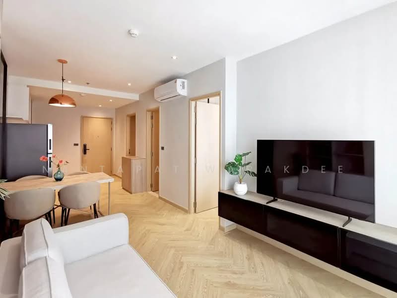 Sky Walk Residences, Bangkok, 1599 Sukhumvit Road, Phra Kanong Nua, Watthana, Bangkok, 2 Bedrooms, 60 sqm, Condo For Rent, by Nantapat Warakdee, 500280177 - DDproperty.com