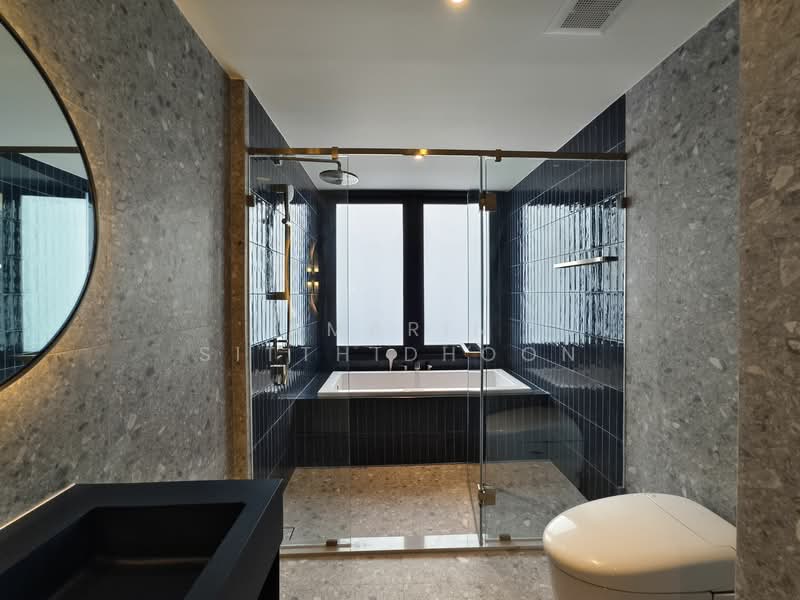 Via 34, Bangkok, 15 Soi Sukhumvit 34, Khong Tan, Khlong Toei, Bangkok, 3 Bedrooms, 146 sqm, Condo For Sale, by Amarin Sitthidhoon, 500280179 - DDproperty.com