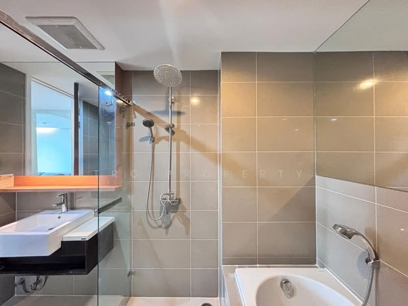 15 Sukhumvit Residences, Bangkok, Soi Sukhumvit 15, Khlongtoei Nua, Watthana, Bangkok, 1 Bedroom, 59 sqm, Condo For Rent, by TRC Property, 500280192 - DDproperty.com