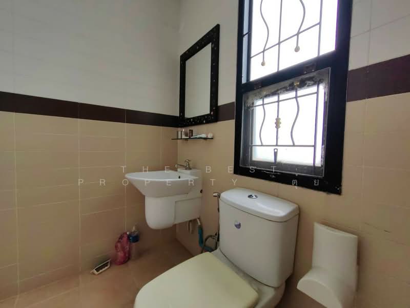 หมู่บ้านร็อคการ์เด้น สุวรรณภูมิ (Rock Garden Suvarnaphumi), Samut Prakan, Srisa Chorakhe Noi, Bang Sao Thong, Samut Prakan, 3 Bedrooms, 135 sqm, Semi-Detached House (Twin House) For Sale, by The Best Property  ตุ๋ย, 500280204 - DDproperty.com