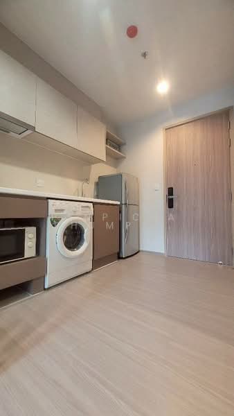 Life Sathorn Sierra, Bangkok, Ratchaphruek Rd, Talat Plu, Thon Buri, Bangkok, 1 Bedroom, 40 sqm, Condo For Rent, by Penpicha Phumprachian, 500280230 - DDproperty.com