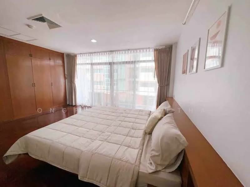 Homhual Mansion, Bangkok, 104 Soi Sukhumvit 49, Khlong Tan Nua, Watthana, Bangkok, 3 Bedrooms, 200 sqm, Apartment For Rent, by Pensasi Ongphichetmetha, 500280231 - DDproperty.com