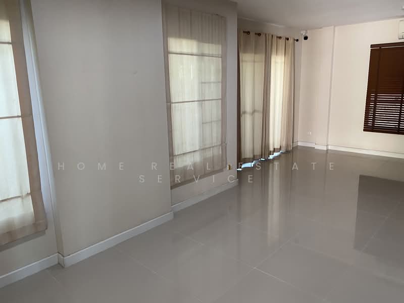 Siwalee Ratchaphruek, Nonthaburi, Ratchaphruek Road, Mahasawat, Bang Kruai, Nonthaburi, 4 Bedrooms, 350 sqm, Single Detached House For Sale, by HOME Real Estate Service, 500280243 - DDproperty.com