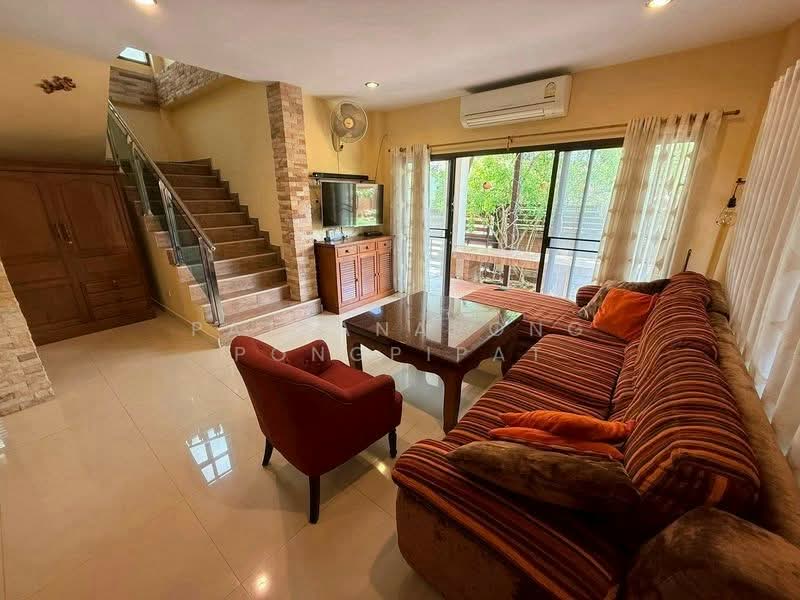 Baan Dusit Pattaya Park, Chon Buri (Pattaya), Muang Pattaya Road, Huai Yai, Bang Lamung (Pattaya), Chon Buri (Pattaya), 4 Bedrooms, 166 sqm, Villa For Sale, by Pattanapong Pongpipat, 500280255 - DDproperty.com