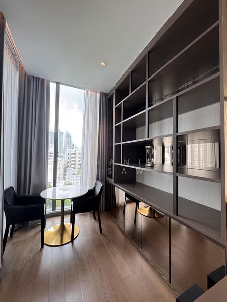 Kraam Sukhumvit 26, Bangkok, 55 Soi Sukhumvit 26 Sukhumvit Road, Khong Tan, Khlong Toei, Bangkok, 2 Bedrooms, 110 sqm, Condo For Rent, by Tananit Poonsawad, 500280304 - DDproperty.com