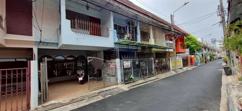 ขาย - ทาวน์เฮ้าส์ 2 ชั้น 15 ตร.ว. ซอยอโศก-ดินแดง21 แยก11 (ซอยโพธิ์ปั้น10), กรุงเทพ