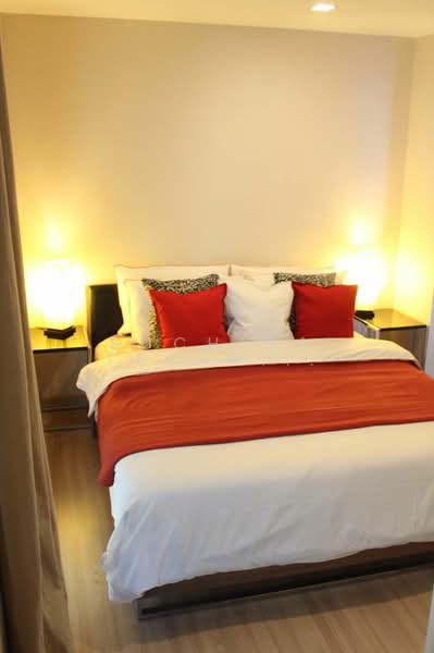 Sky Walk Residences, Bangkok, 1599 Sukhumvit Road, Phra Kanong Nua, Watthana, Bangkok, 2 Bedrooms, 109 sqm, Condo For Sale, by Suchira Teshasamphan, 500280406 - DDproperty.com