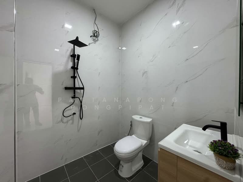 3-BR Townhouse, Chon Buri (Pattaya), Nong Pru, Bang Lamung (Pattaya), Chon Buri (Pattaya), 3 Bedrooms, 140 sqm, Townhouse For Sale, by Pattanapong Pongpipat, 500280414 - DDproperty.com