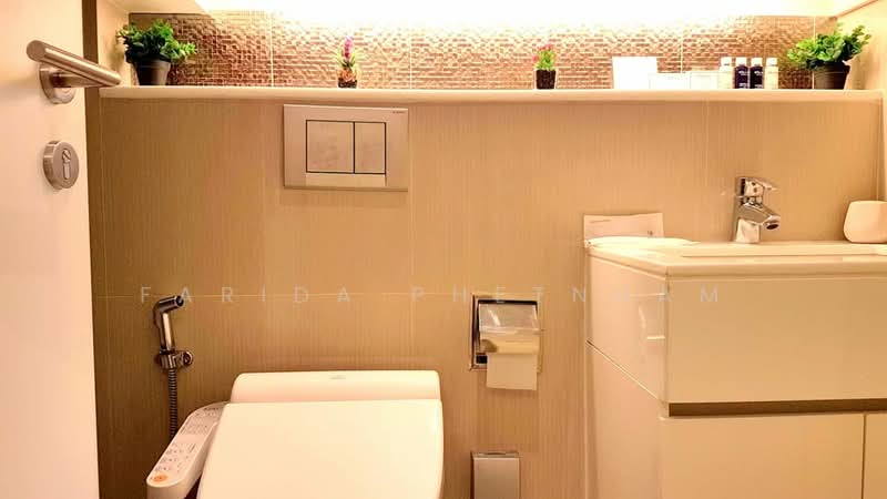 H Sukhumvit 43, Bangkok, 28 Sukhumvit 34 Road, Khlong Tan Nua, Watthana, Bangkok, 1 Bedroom, 44 sqm, Condo For Rent, by Farida Phetnuam, 500280459 - DDproperty.com