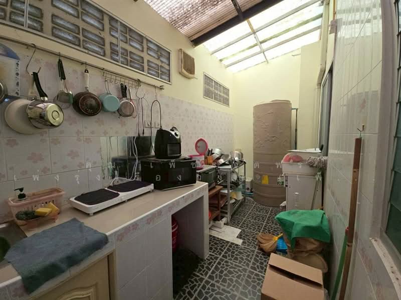 เดอะ เฟิร์สโฮม วงแหวน-ลำลูกกา คลอง3, Pathum Thani, ถนนลำลูกกา, Khu Khot, Lam Luk Ka, Pathum Thani, 4 Bedrooms, 90 sqm, Townhouse For Sale, by คุณ เพ็ชรจุตพร เพ่งรุ่งเรืองวงษ์ (เพ็ชร), 500280472 - DDproperty.com