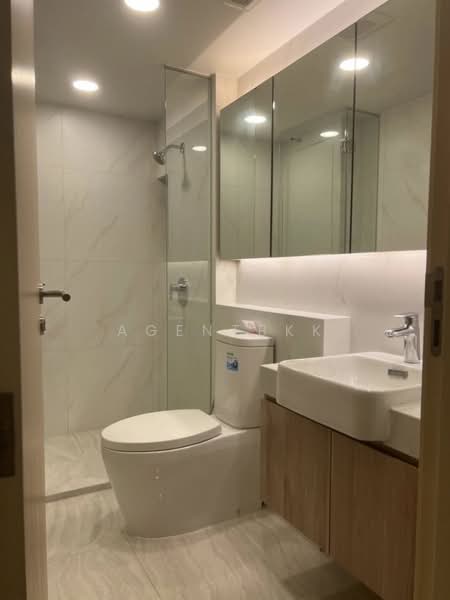 Walden Asoke, Bangkok, 120 12 Sukhumvit Road, Khlongtoei Nua, Watthana, Bangkok, 2 Bedrooms, 39 sqm, Condo For Sale, by Agentbkk, 500280492 - DDproperty.com