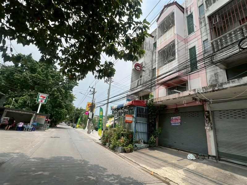 For Sale - อาคารพาณิชย์ 3.5 ชั้น 17 ตร.ว. อาคารพาณิชย์ ซอยรังสิต-นครนายก ซอย13 ถนนรังสิต-นครนายก, Pathum Thani