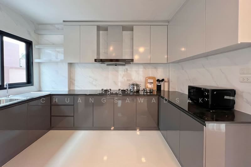 undefined, Chon Buri (Pattaya), Huai Yai, Bang Lamung (Pattaya), Chon Buri (Pattaya), 4 Bedrooms, 325 sqm, Villa For Rent, by Jirapat Chuangsawadsak, 500280557 - DDproperty.com