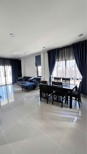 undefined, Chon Buri (Pattaya), Nong Pru, Bang Lamung (Pattaya), Chon Buri (Pattaya), 3 Bedrooms, 204 sqm, Townhouse For Rent, by Jirapat Chuangsawadsak, 500280574 - DDproperty.com