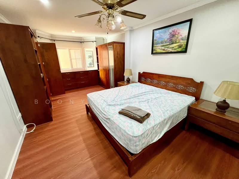 undefined, Chon Buri (Pattaya), Nong Pru, Bang Lamung (Pattaya), Chon Buri (Pattaya), 4 Bedrooms, 280 sqm, Villa For Sale, by Boonyanuch Unna, 500280582 - DDproperty.com