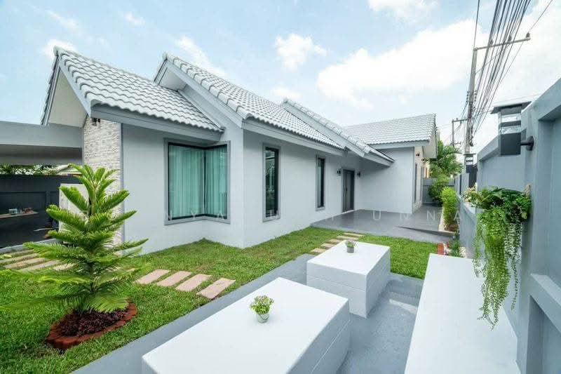 undefined, Chon Buri (Pattaya), Nong Pru, Bang Lamung (Pattaya), Chon Buri (Pattaya), 3 Bedrooms, 204 sqm, Single Detached House For Sale, by Boonyanuch Unna, 500280599 - DDproperty.com