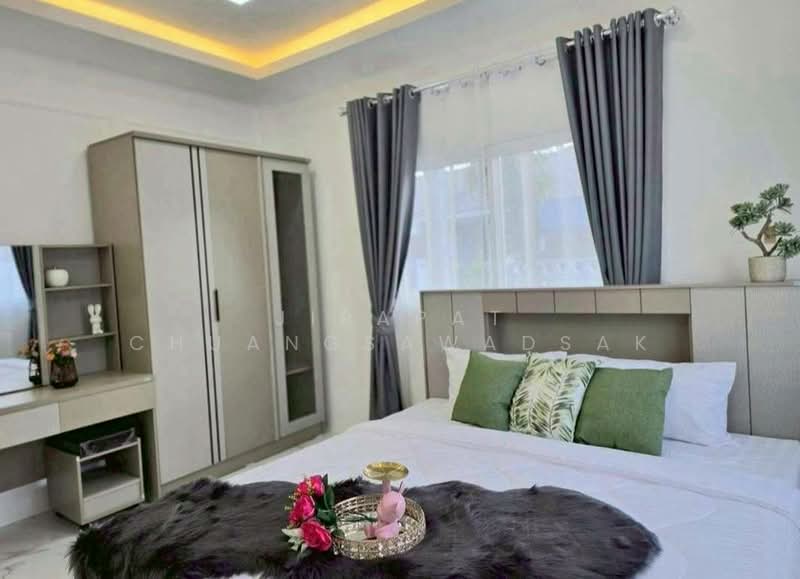 บ้าน 3-ห้องนอน, ชลบุรี, ห้วยใหญ่, บางละมุง, ชลบุรี, 200 ตร.ม., บ้านเดี่ยว ให้เช่า, โดย Jirapat Chuangsawadsak, 500280612 - DDproperty.com