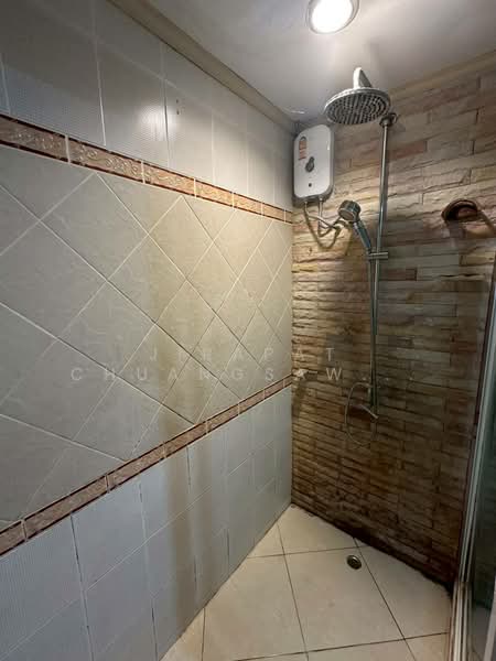 Angket Condominium : อังเกต คอนโดมิเนียม, ชลบุรี, ถนนบุณย์กัญจนา 10, หนองปรือ, บางละมุง, ชลบุรี, 73 ตร.ม., คอนโด ขาย, โดย Jirapat Chuangsawadsak, 500280622 - DDproperty.com