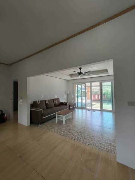 3-BR House, Prachuap Khiri Khan, Thap Tai, Hua Hin, Prachuap Khiri Khan, 3 Bedrooms, 150 sqm, Single Detached House For Rent, by Jirapat Chuangsawadsak, 500280626 - DDproperty.com
