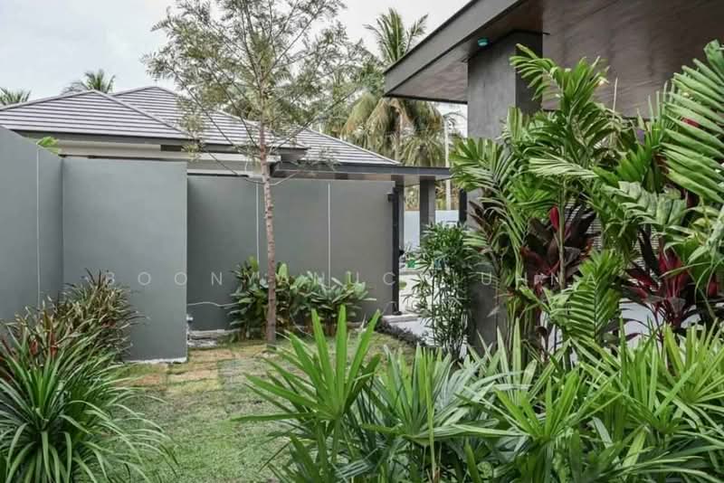 3-BR House, Chon Buri (Pattaya), Poong, Bang Lamung (Pattaya), Chon Buri (Pattaya), 3 Bedrooms, 204 sqm, Single Detached House For Sale, by Boonyanuch Unna, 500280629 - DDproperty.com
