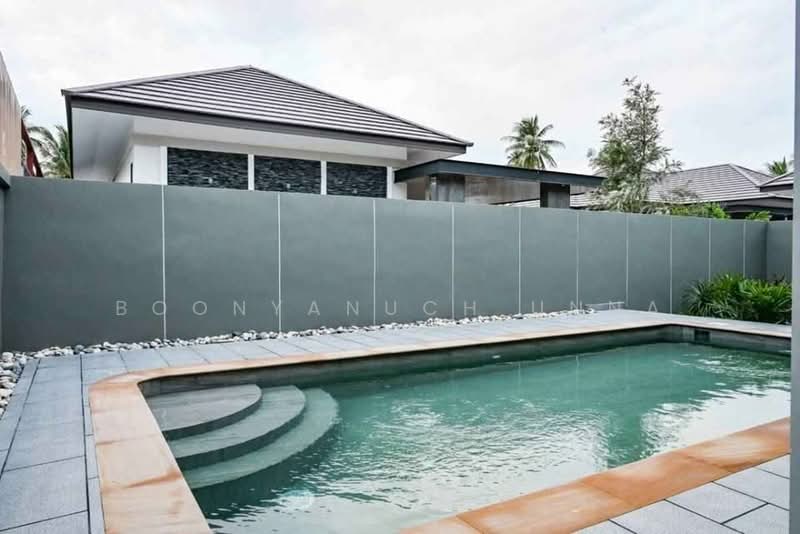 3-BR House, Chon Buri (Pattaya), Poong, Bang Lamung (Pattaya), Chon Buri (Pattaya), 3 Bedrooms, 204 sqm, Single Detached House For Sale, by Boonyanuch Unna, 500280629 - DDproperty.com