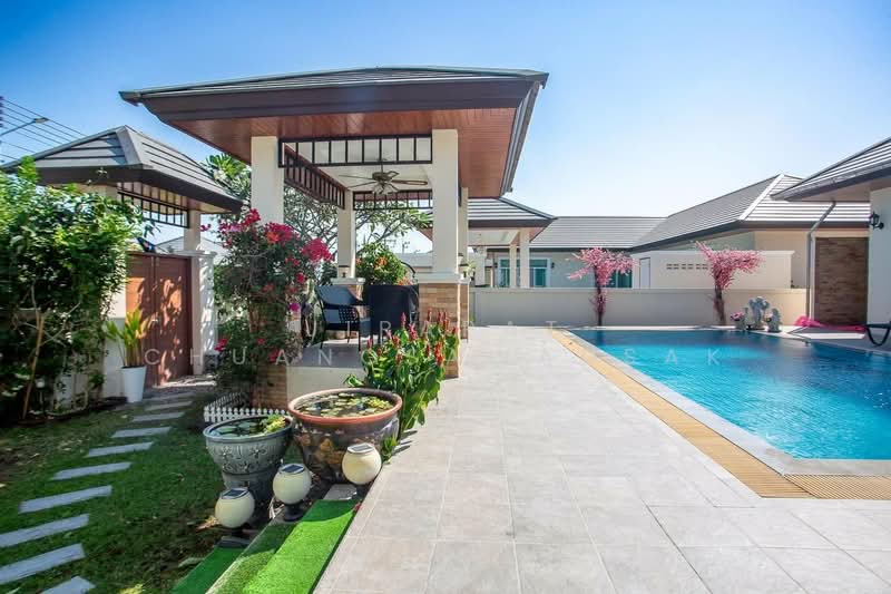 Beach 7 Condominium, Chon Buri (Pattaya), Nong Pru, Bang Lamung (Pattaya), Chon Buri (Pattaya), 3 Bedrooms, 150 sqm, Condo For Rent, by Jirapat Chuangsawadsak, 500280632 - DDproperty.com